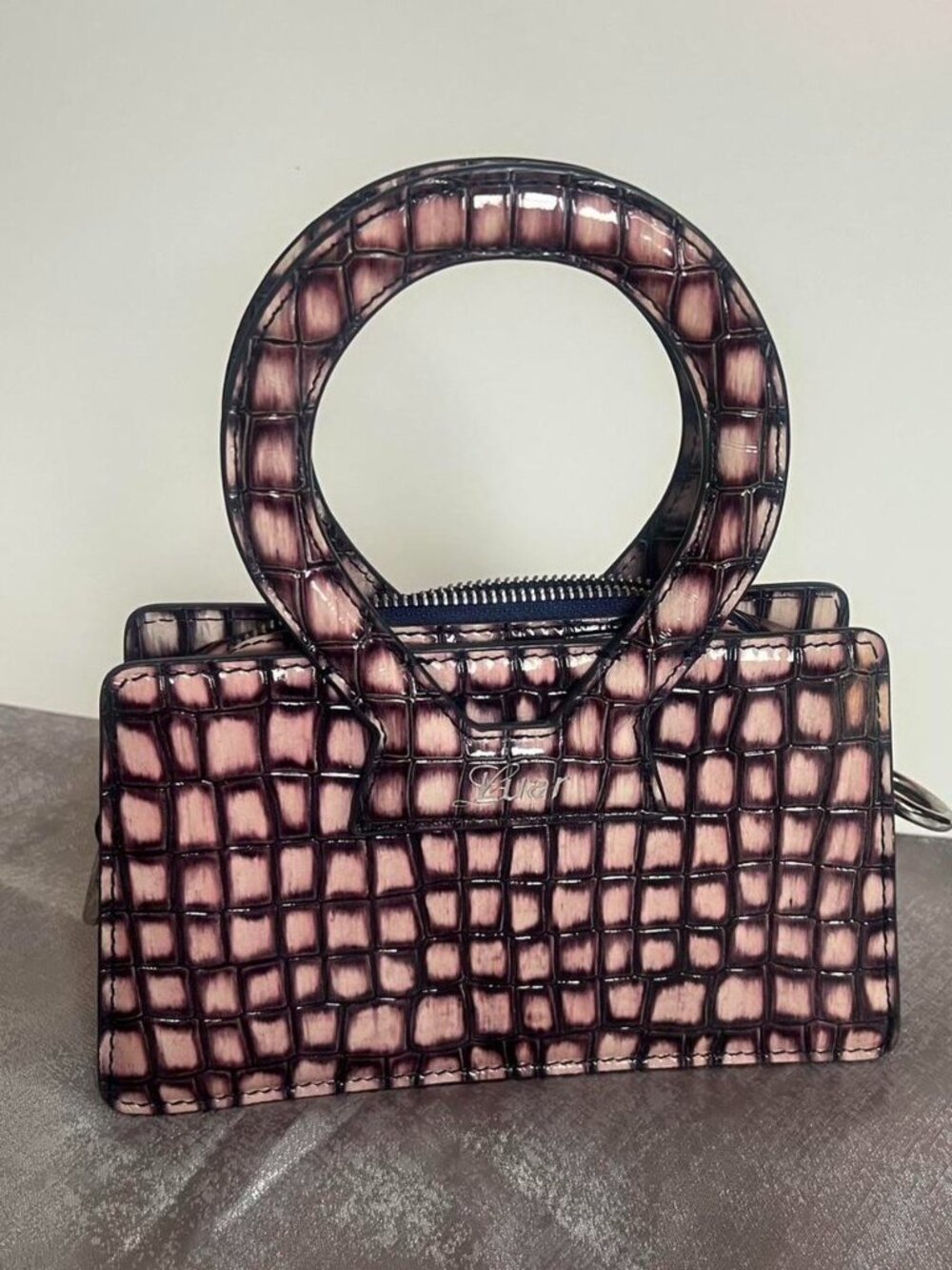 LUAR Croc embossed bag